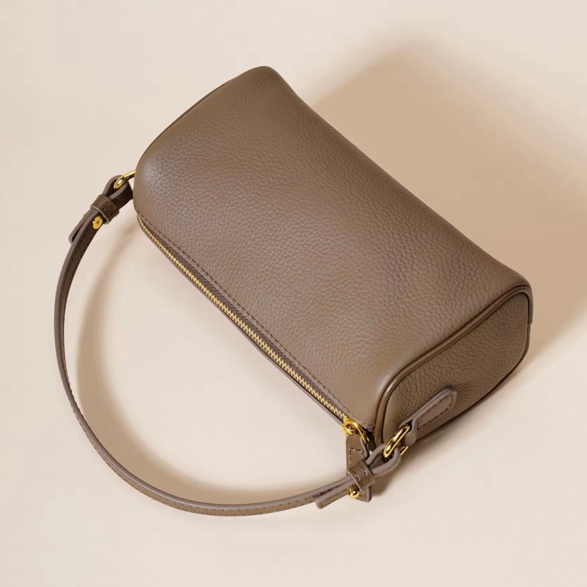 Avery Barrel Leather Bag - Taupe