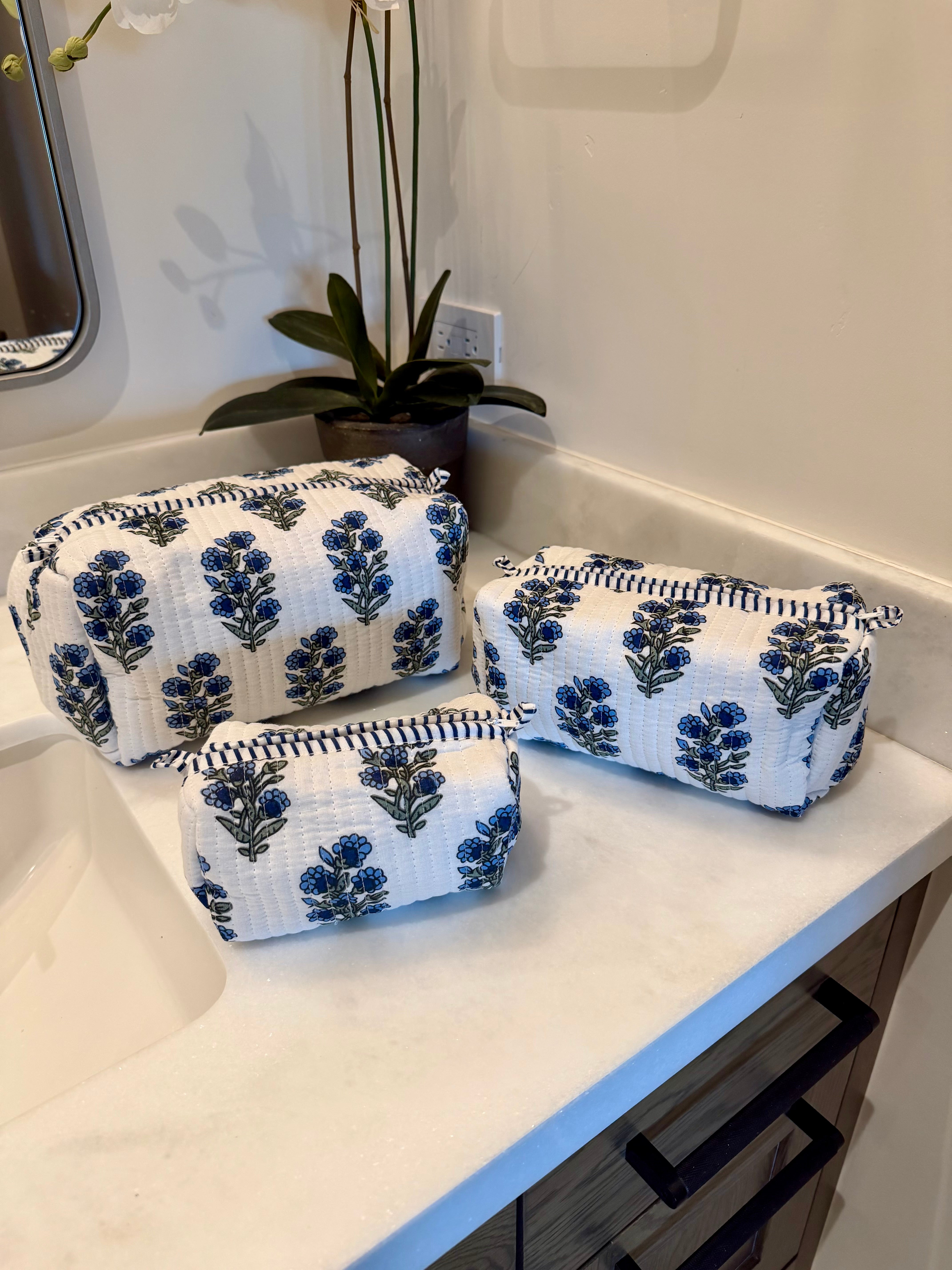 Fleur Block Print Cosmetic Case Set (Blue)