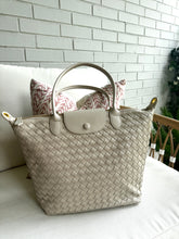 Load image into Gallery viewer, Ivory Quilted Rowan Crossbody (Large)