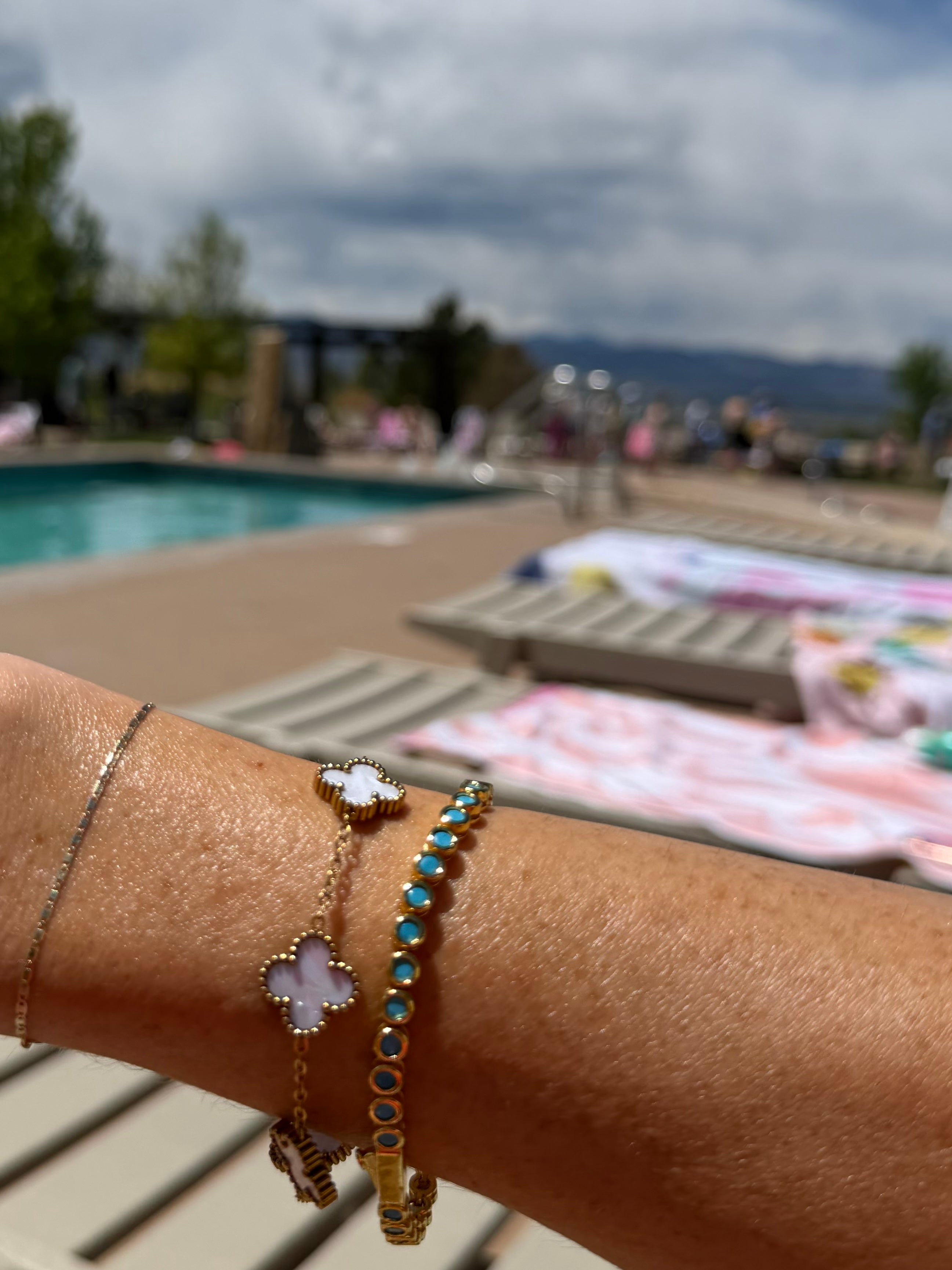 Clover Charm Bracelet - Pearl White (Available 6.5.26 9am cst)