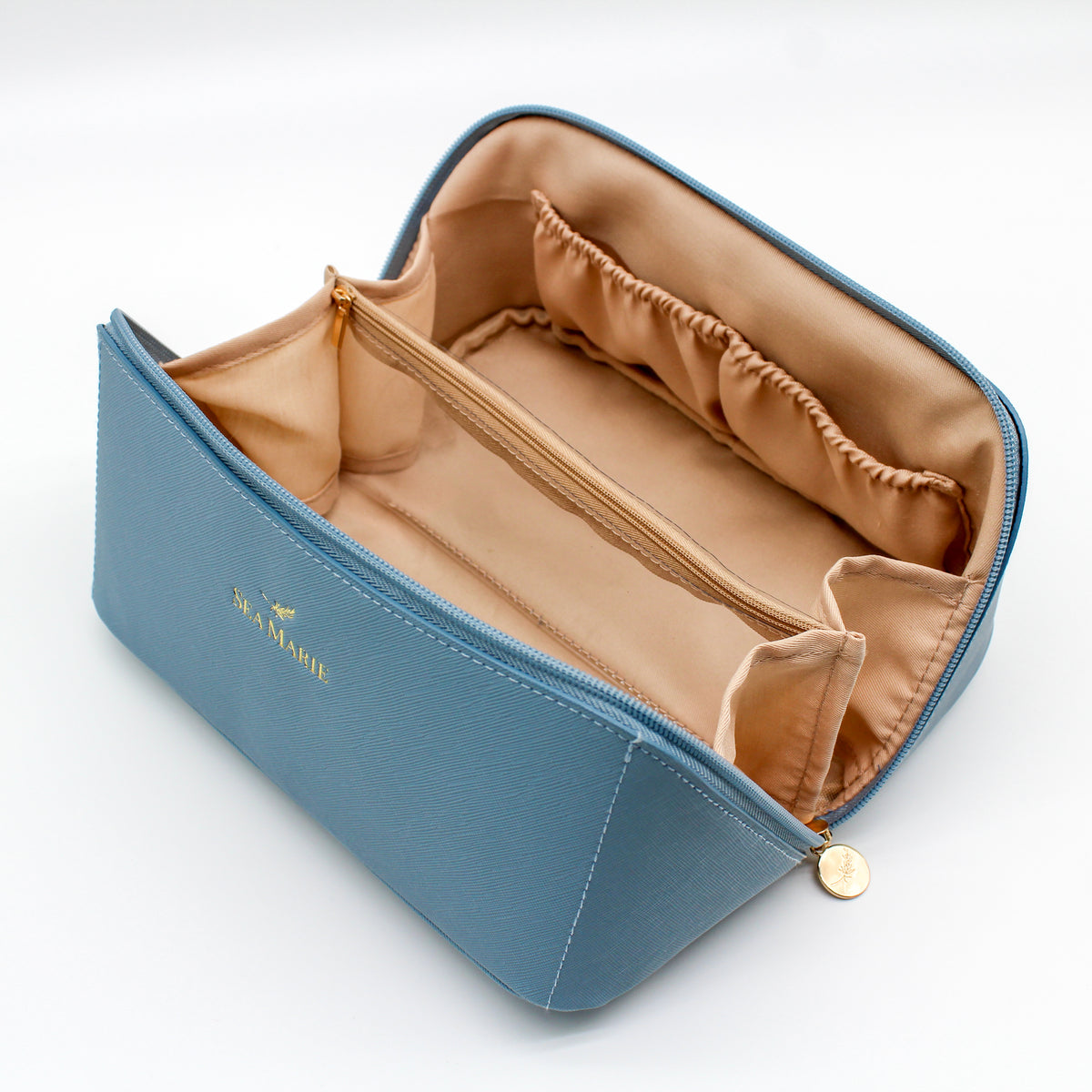 The Shores Vanity Kit