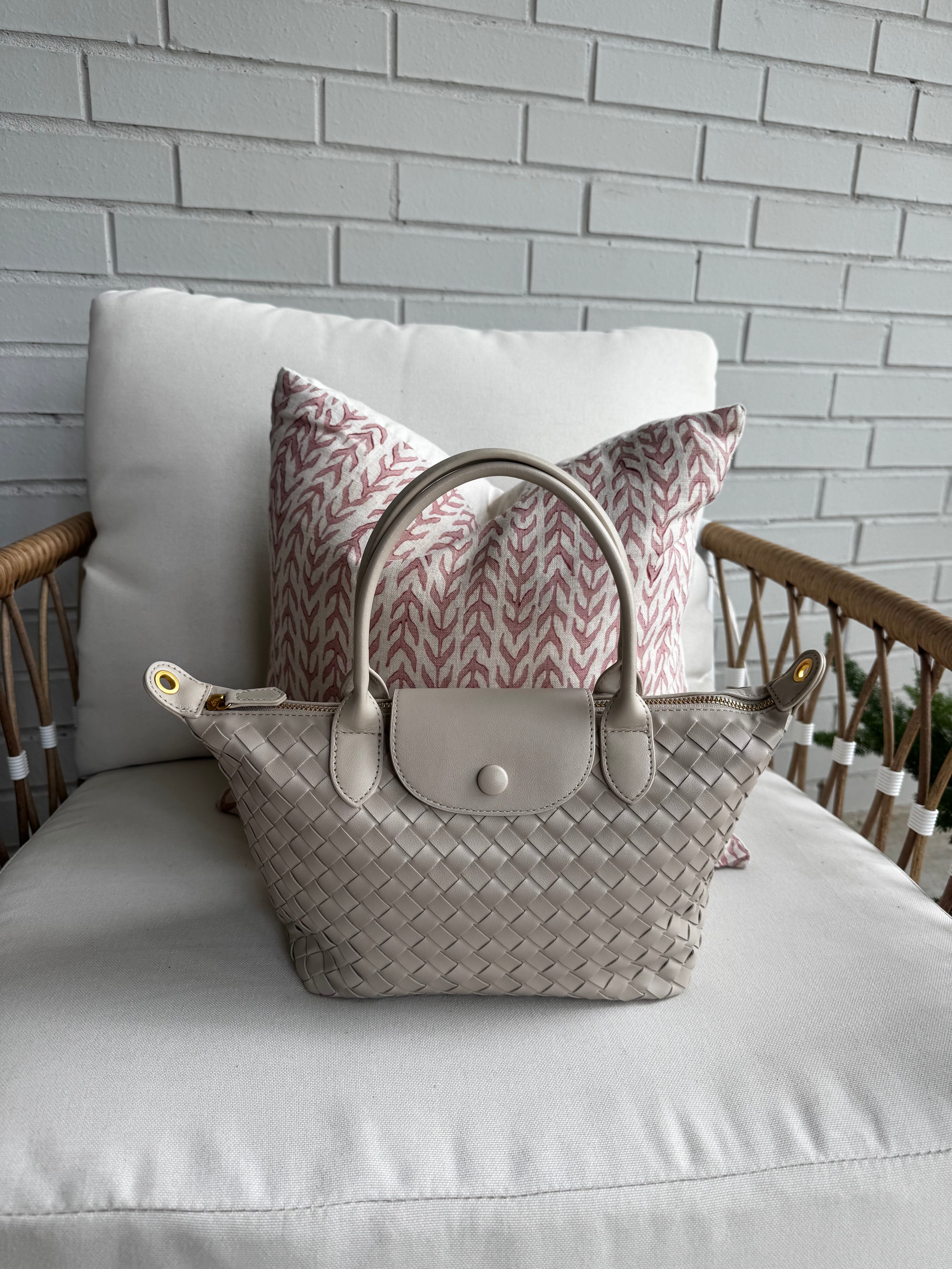 Ivory Quilted Rowan Crossbody (Medium)