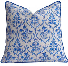 Load image into Gallery viewer, Vine Leaf Piped Pillow Cover (20”x 20”)
