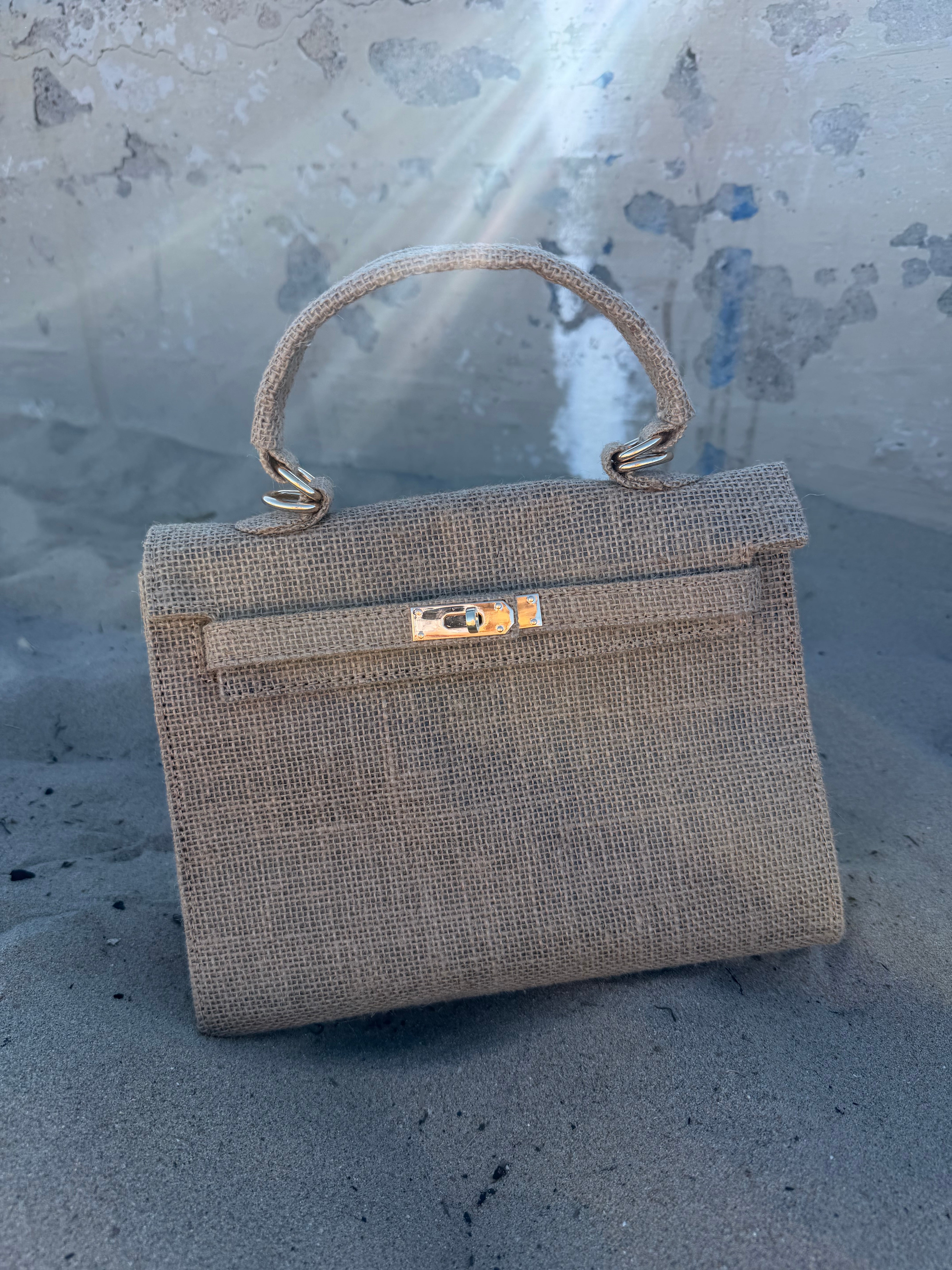 Mini Caroline (Available 6.5.26 9am cst)