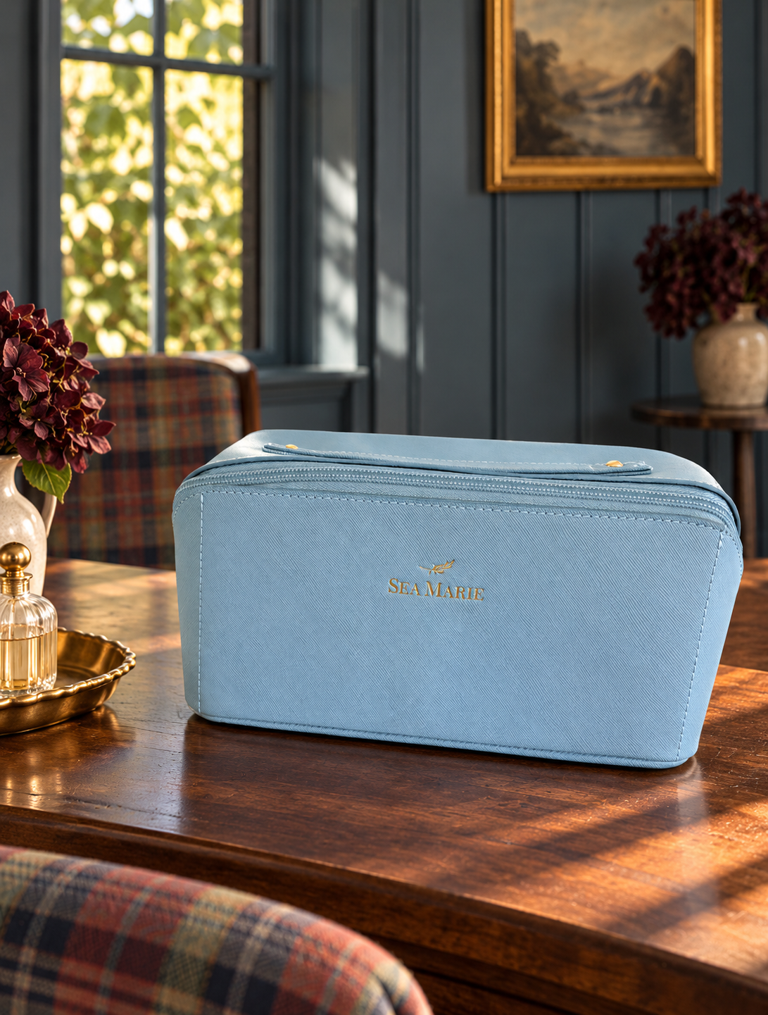 The Shores Vanity Kit