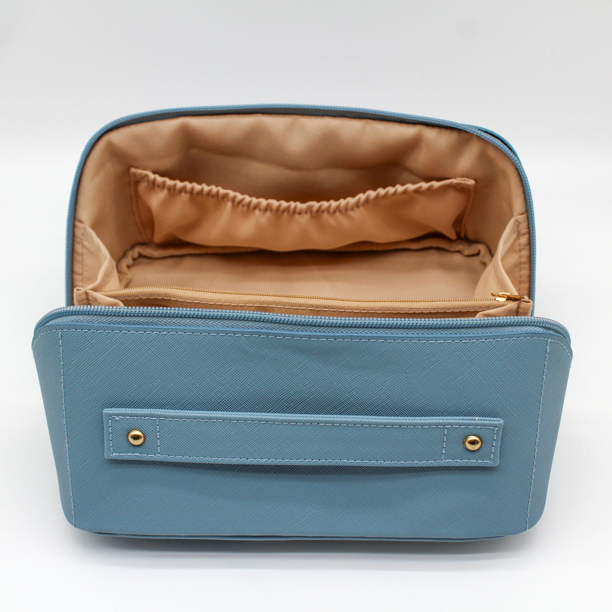 The Shores Vanity Kit