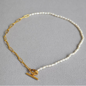 Freshwater Pearl / Gold Link Toggle Necklace