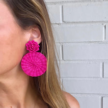 Load image into Gallery viewer, Iraca Palm Flor Earrings