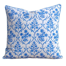 Load image into Gallery viewer, Vine Leaf Piped Pillow Cover (20”x 20”)